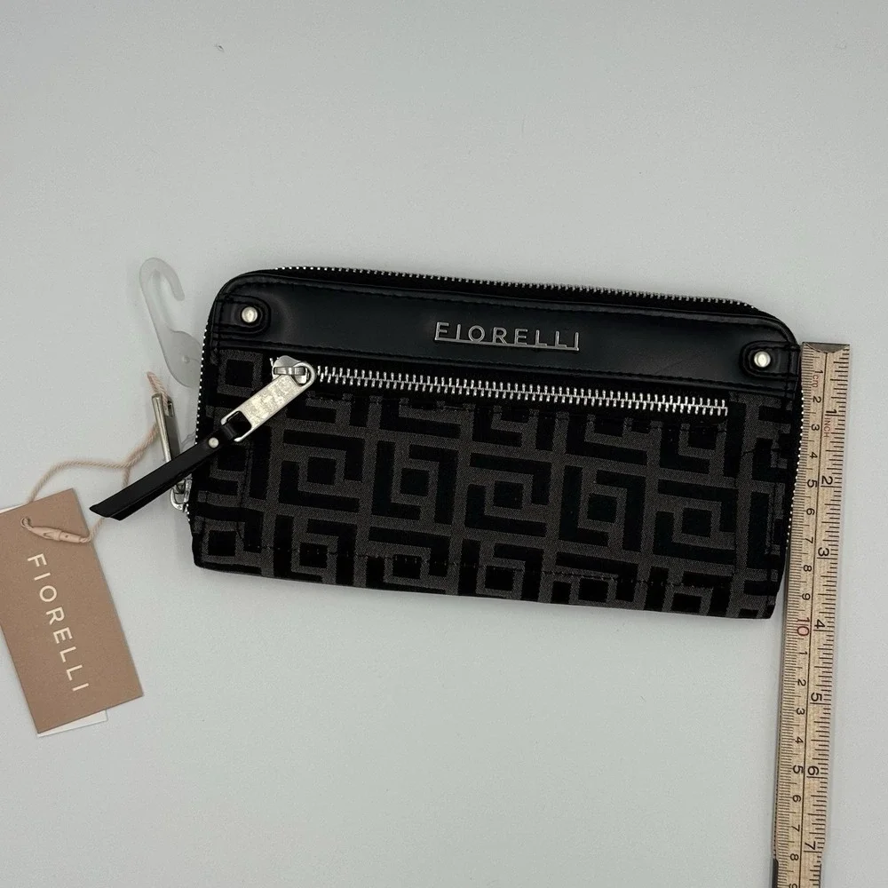 Fiorelli Women's Kate Zipper Wallet, Black Jacquard‎ NWT